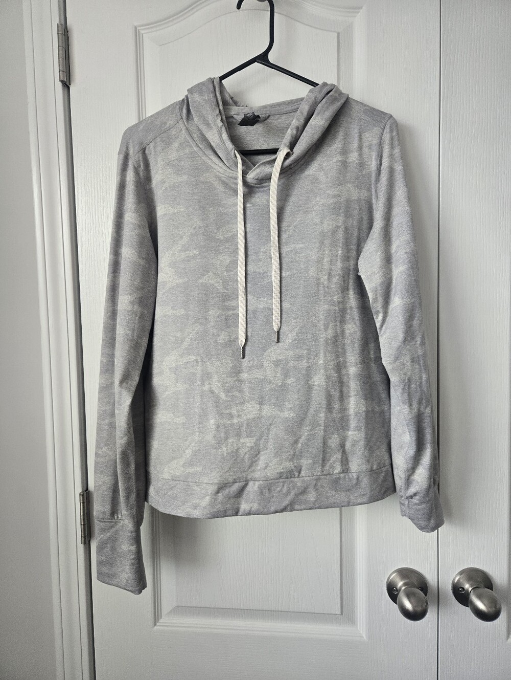 Vuori Light Gray Hoodie Pullover - Casual Women's Top Size Xl
